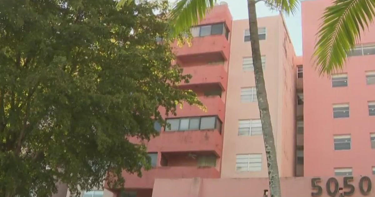 Miami condominium people allowed to return soon after being displaced for a year
