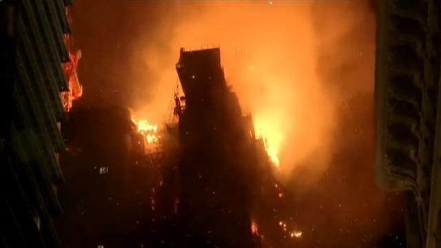 cbsn-fusion-massive-fire-rips-through-hong-kong-skyscraper-thumbnail-1762591-640x360.jpg 