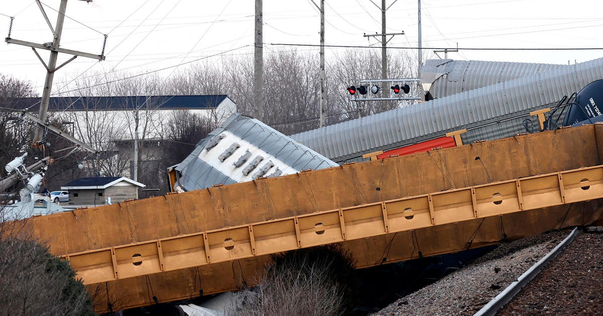 Latest Ohio derailment poses no public risk, officials say