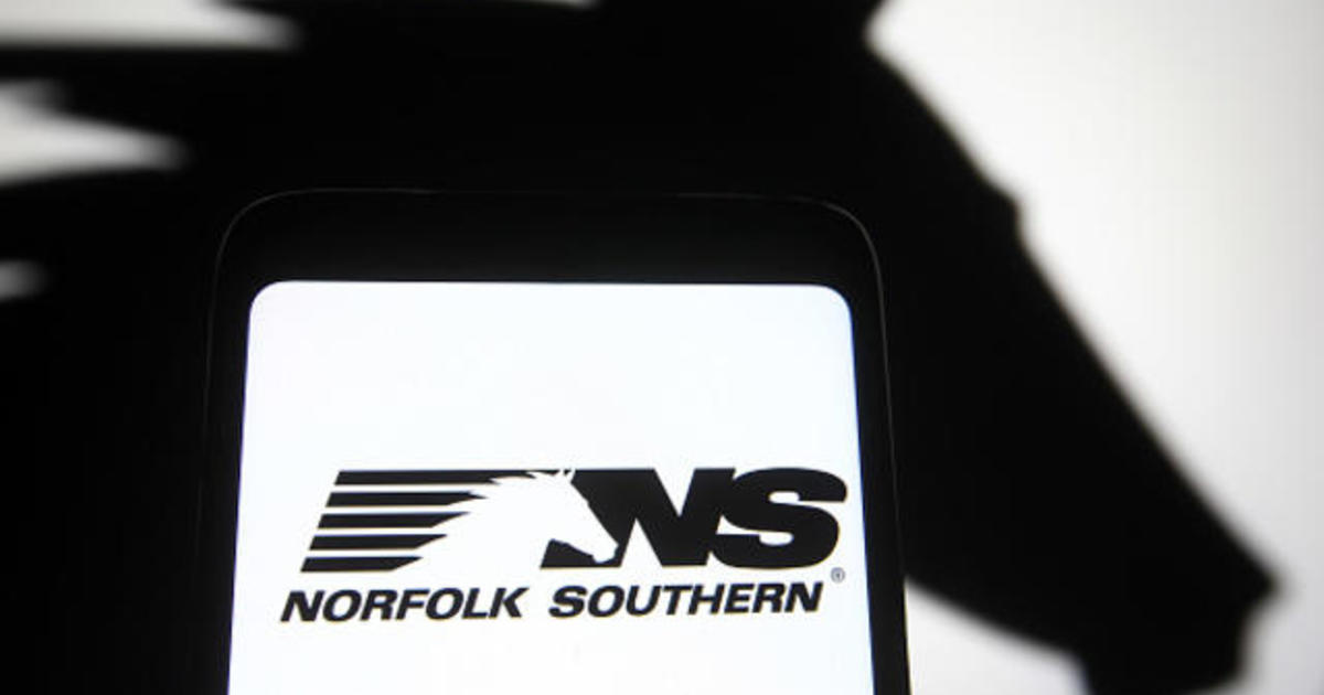 Norfolk Southern conductor dies in collision with dump truck in Cleveland; NTSB launches special investigation into company