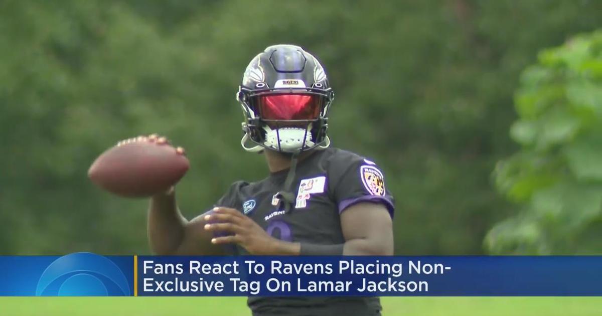 Lamar Jackson Gets Nonexclusive Franchise Tag From Ravens