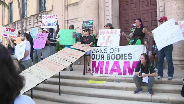 protest-miami-raw-03-08.jpg 