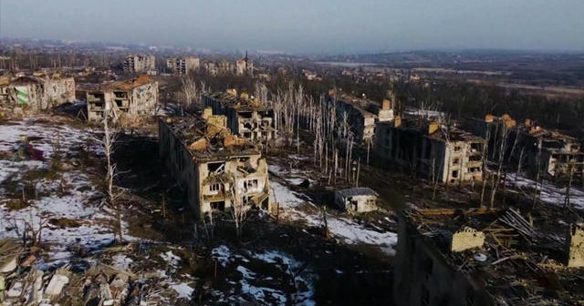 Blackouts in Ukraine after new wave of Russian strikes