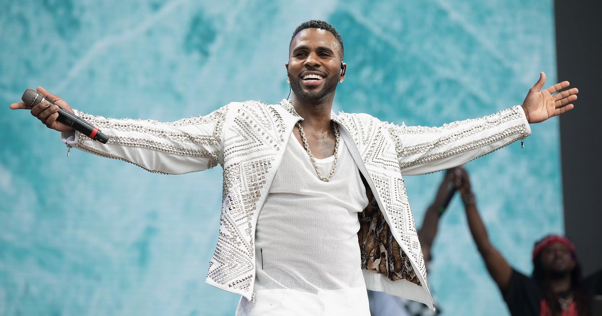 Jason Derulo tips Nebraska restaurant waiter $5,000, enough to cover a semester at college