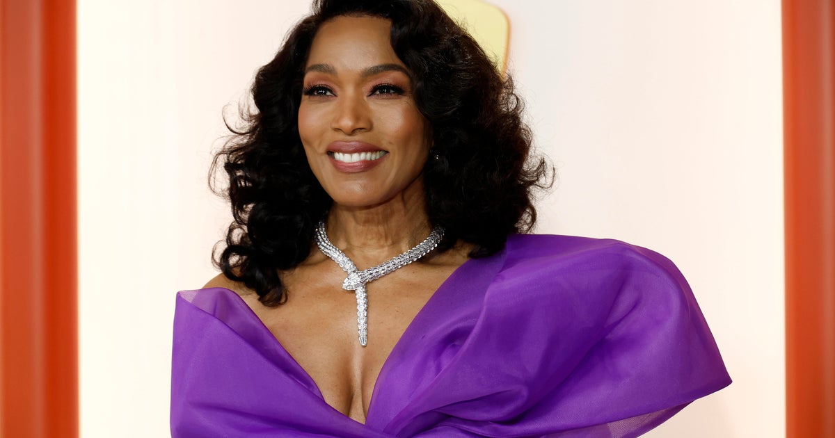 Michael B. Jordan and Jonathan Majors show love to Angela Bassett after her supporting actress loss