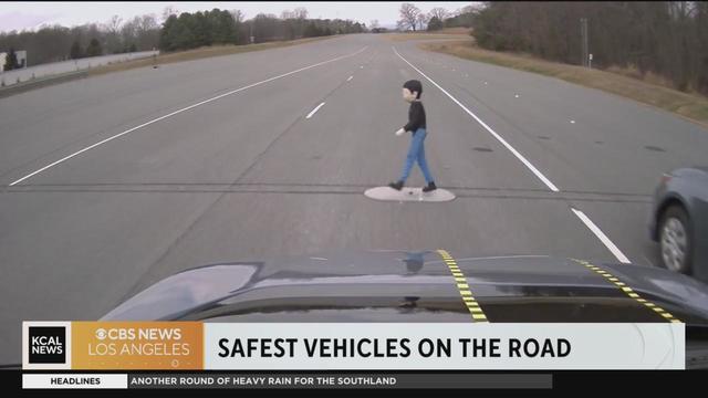 oys-safest-vehicles-2023-iihs.jpg 