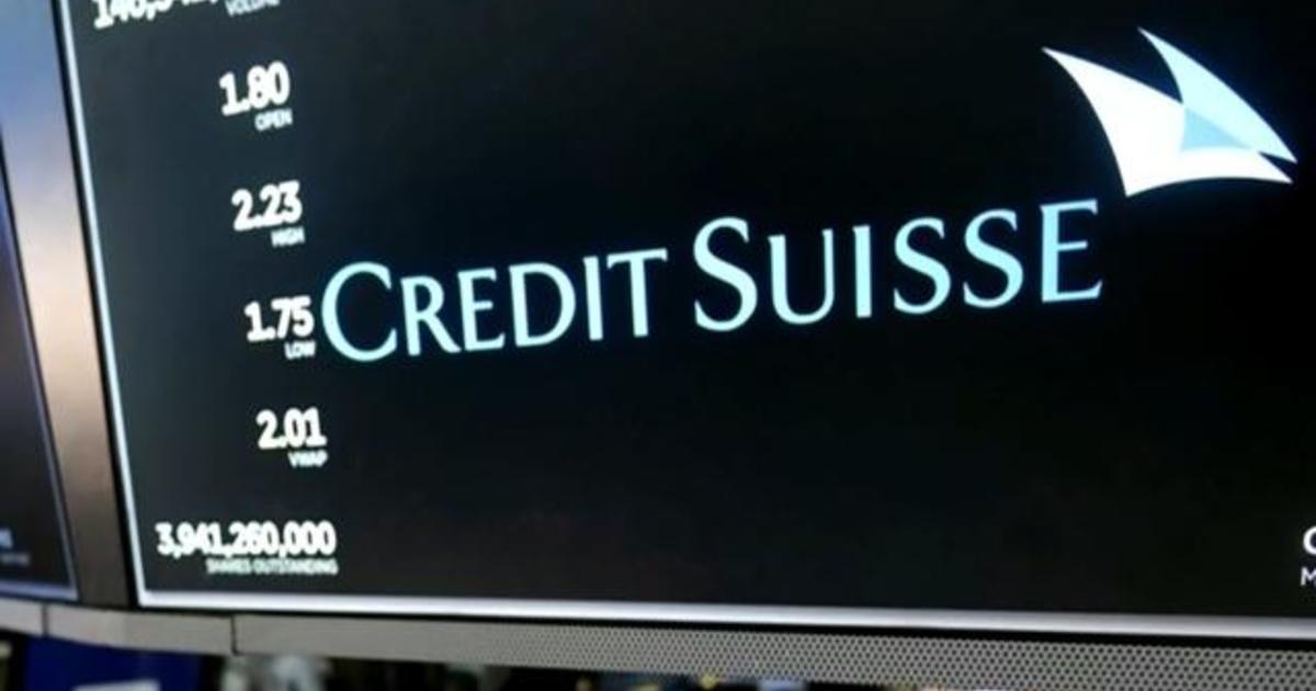 Credit Suisse shares plunge amid bank sector fears