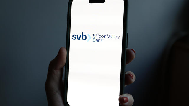 Silicon Valley Bank Collapses 