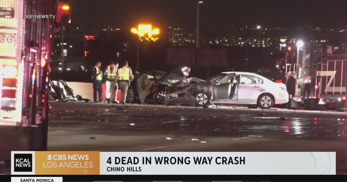 4 killed in wrongway crash that causes 4 other cars to collide in