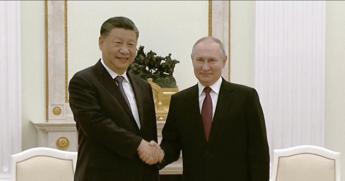 Photo of Čínsky prezident Si Ťin-pching sa stretol s Putinom v Moskve niekoľko dní po tom, čo ruského vodcu obvinili z vojnových zločinov.