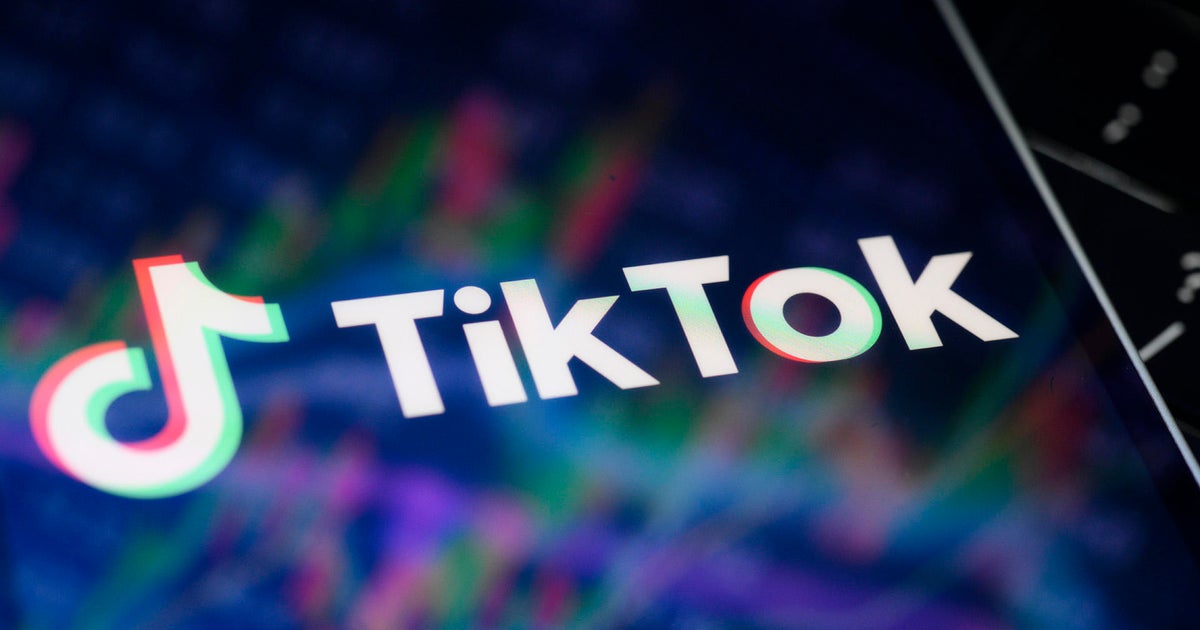 Cosmetic surgeon who live-streamed procedures on TikTok loses medical license