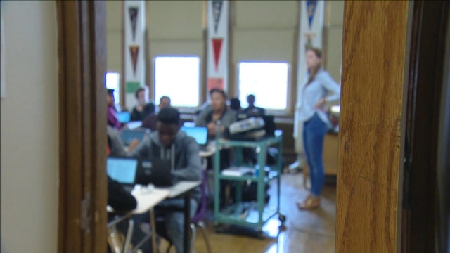 classroom.jpg 