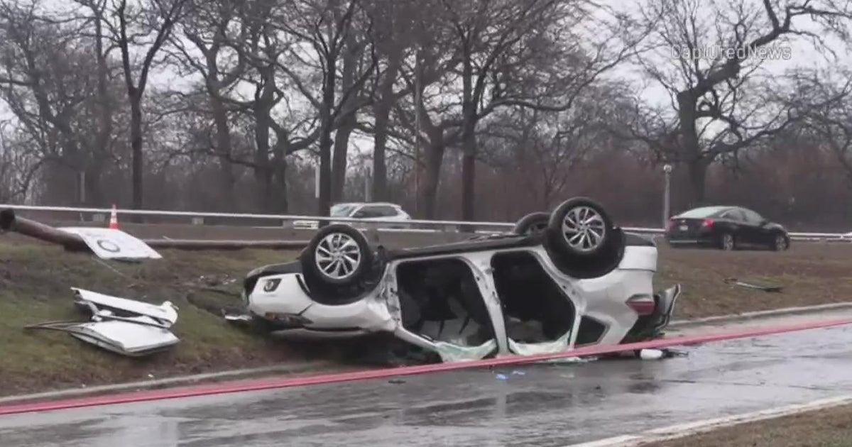 One man killed, another hurt in hit-and-run crash on Chicago's North ...