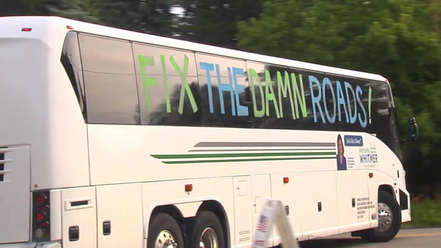 fix-the-damn-roads-campaign-bus.jpg 