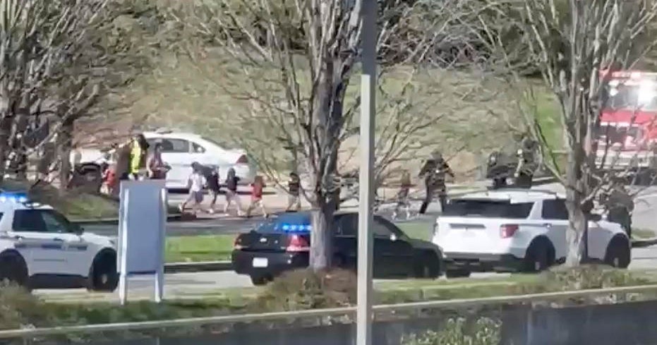 Nashville school shooting: 3 children, 3 adults killed at Covenant school.female shooter dead