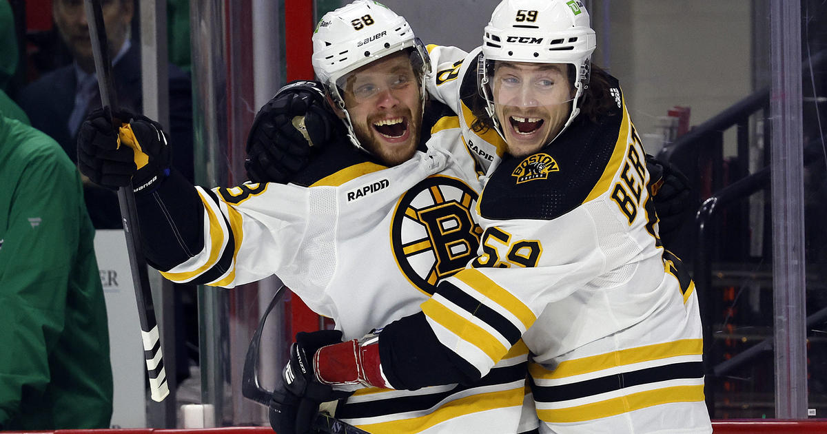 David Pastrnak passes 50 goals, Bruins beat Hurricanes 4-3 in shootout