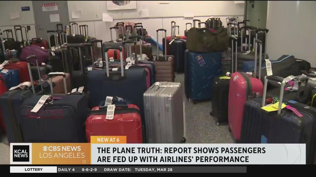 Report: Airline complaints grow despite fewer fliers