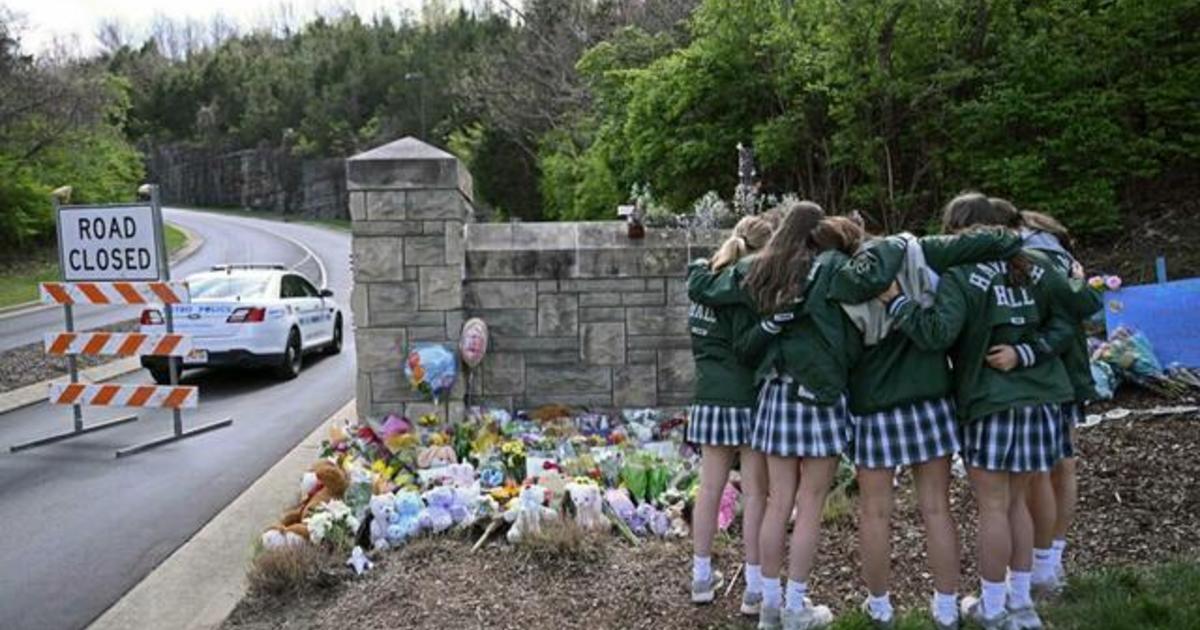 Community mourns 6 people killed in Nashville school shooting