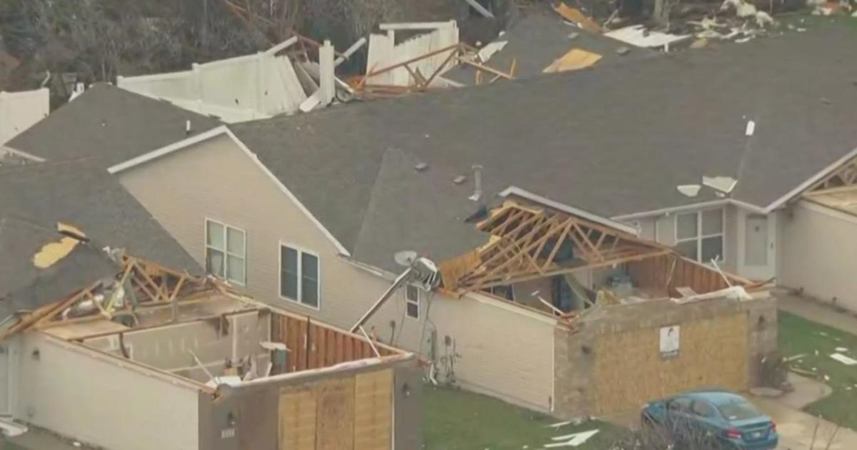 Severe weather damages more than a dozen homes in Merrillville, Indiana