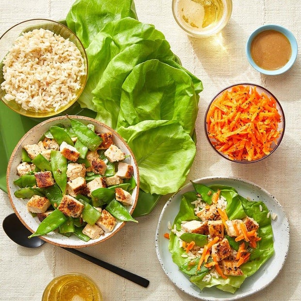 Chicken and Brown Rice Lettuce Cups with Soy Sauce 