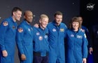 artemis-crew.jpg 
