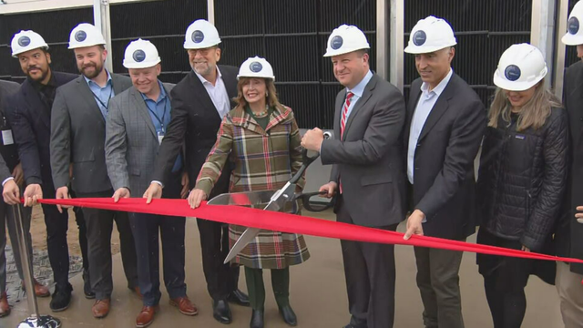ribbon-cutting.png 