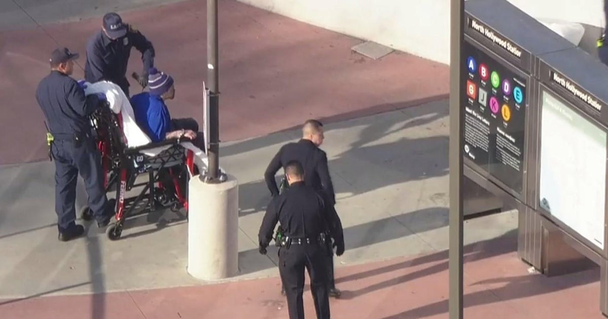 Suspect flees North Hollywood Metro Station stabbing - CBS Los Angeles