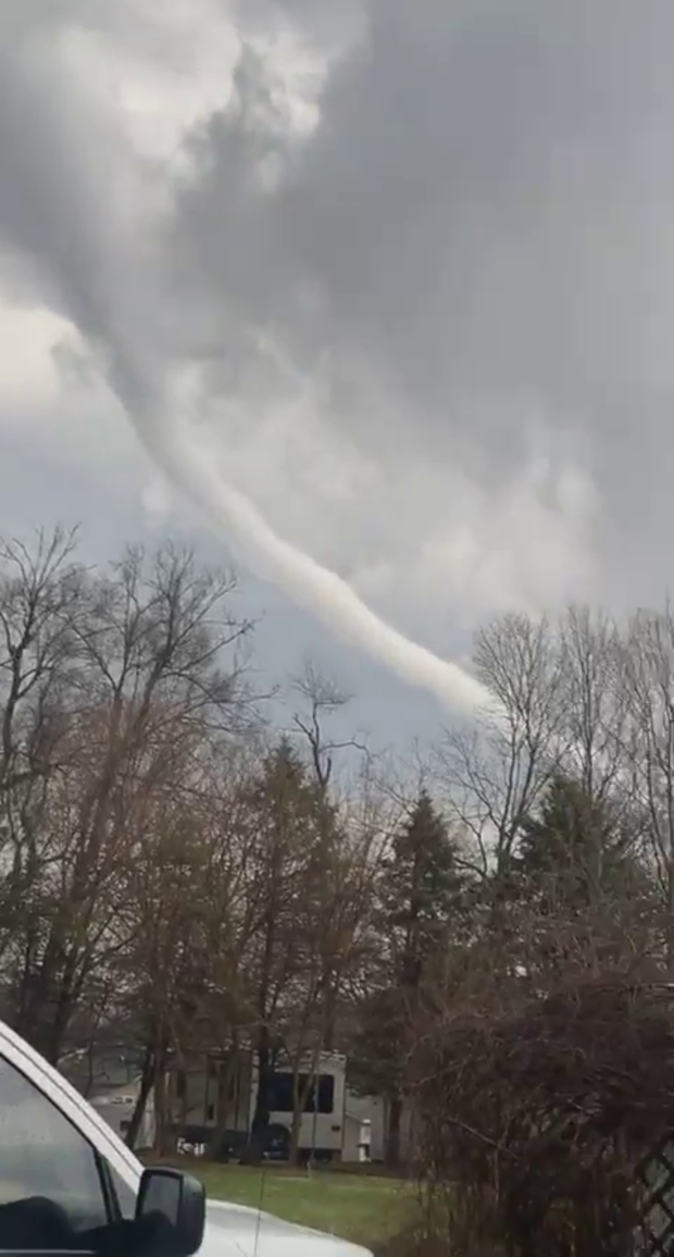 Tornado near Pleasantville Iowa 