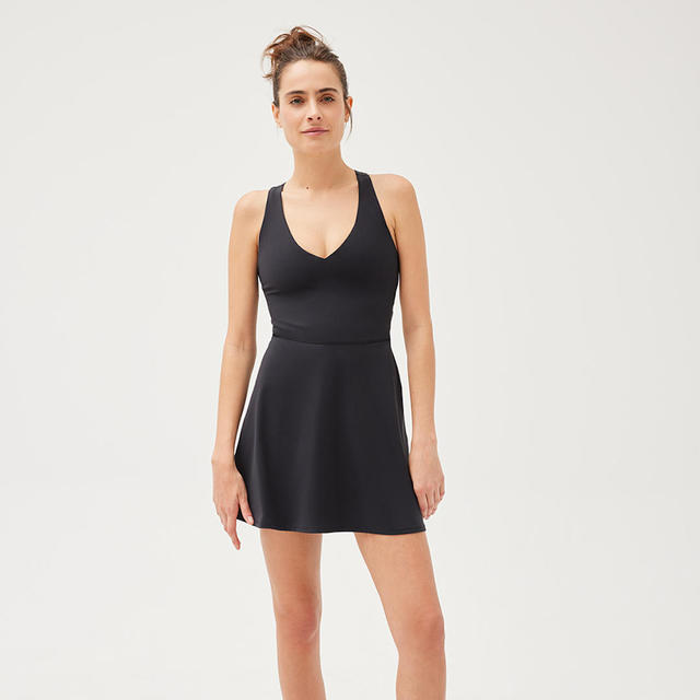 I tried the new Outdoor Voices The Volley Dress, out today - CBS News