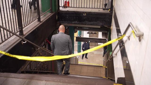 bk-subway-slashing-am-v-wcbs6k3a-hi-res-still-00-00-2022.jpg 