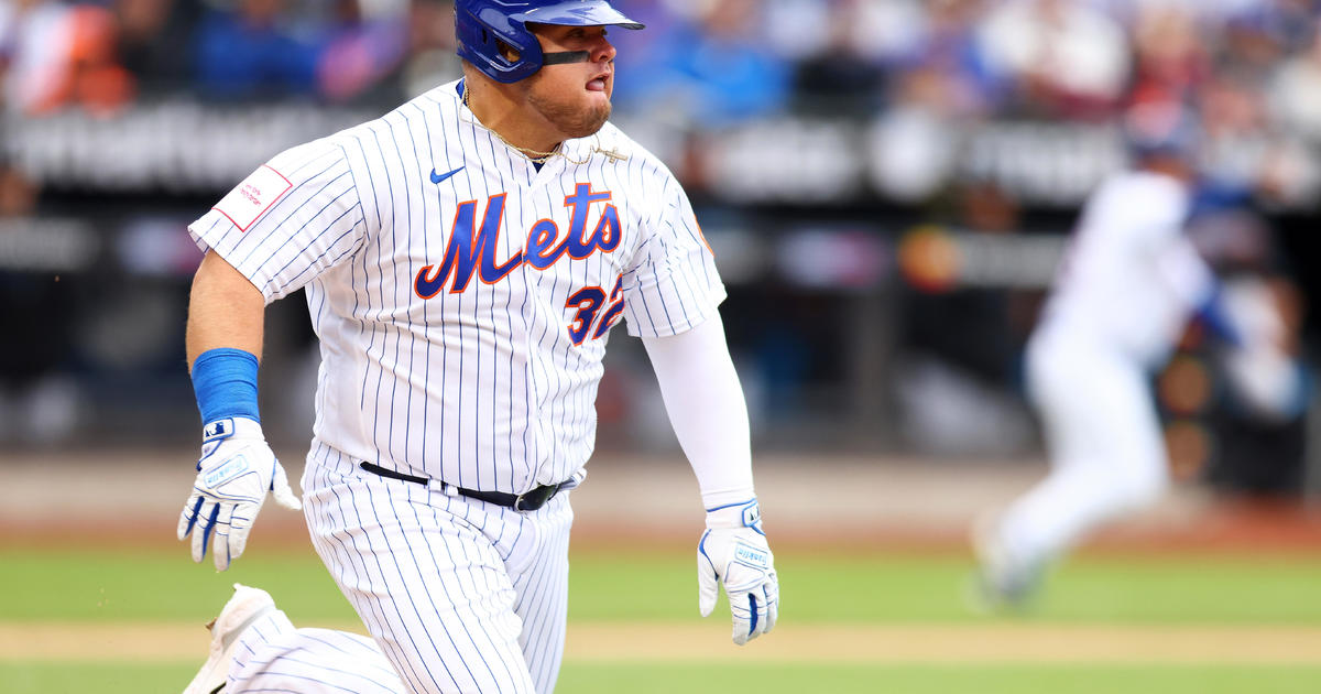 Kodai Senga of the New York Mets delivers a pitch against the Miami News  Photo - Getty Images