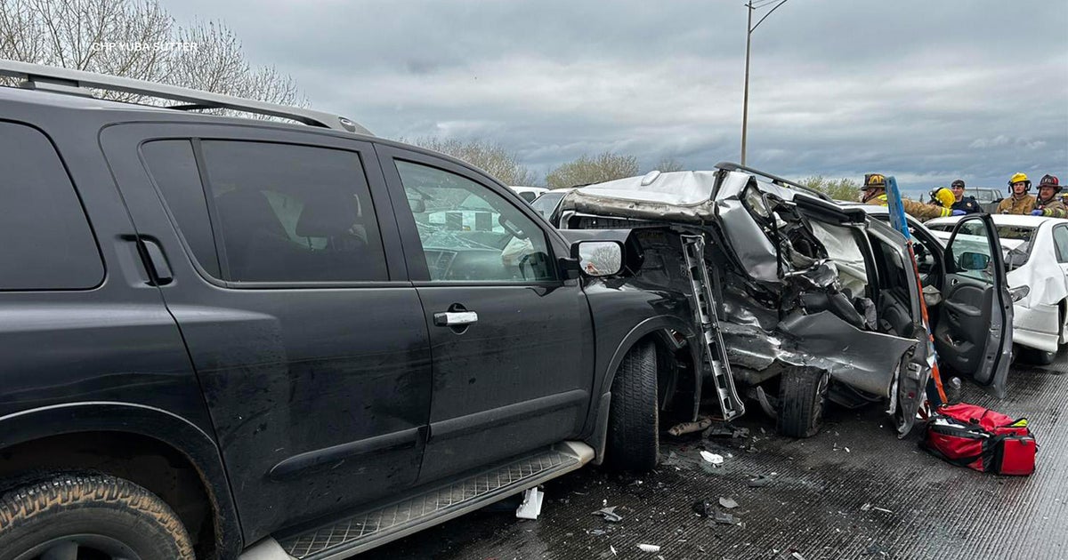 Car gets sandwiched between other vehicles in Marysville crash; only minor injuries reported