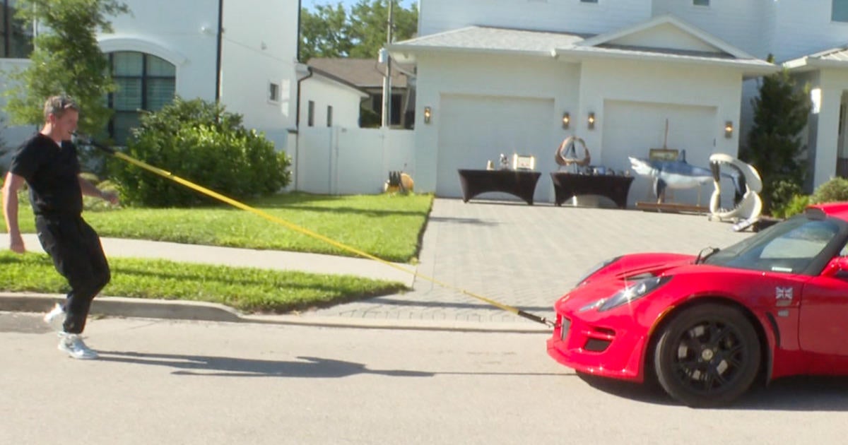 Tampa dentist goes for record pulling motor vehicle with tooth