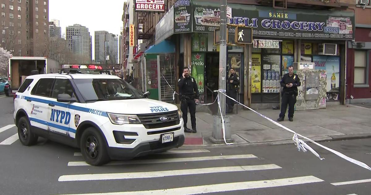 Police: 19 Year Old Killed In East Harlem Shooting   CBS New York