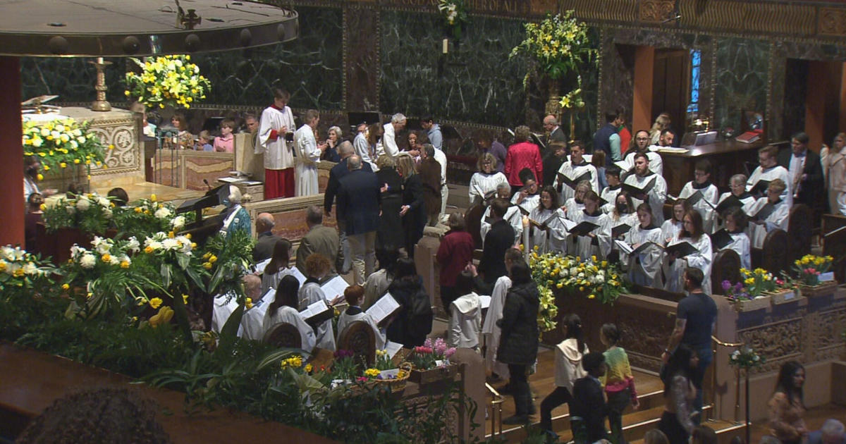 Thousands return to church in-person across Massachusetts for Easter Sunday