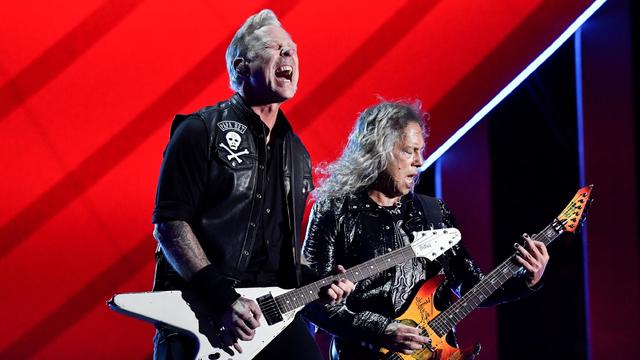 James Hetfield and Kirk Hammett of Metallica 