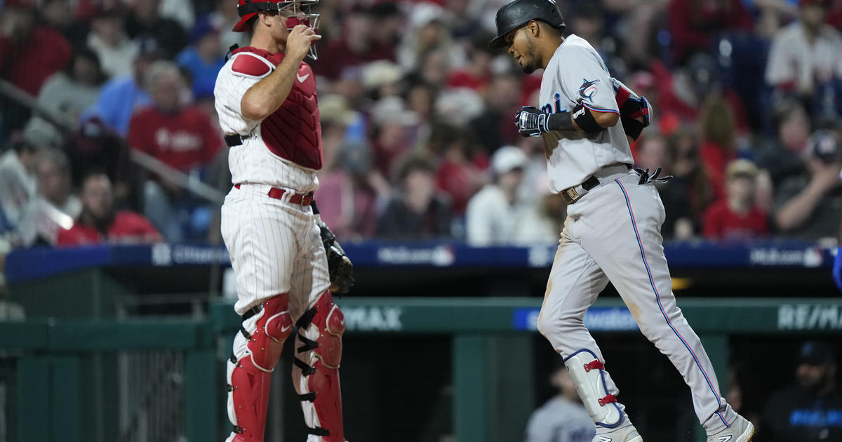 Luis Arraez becomes first ever Miami Marlins player to hit 'the