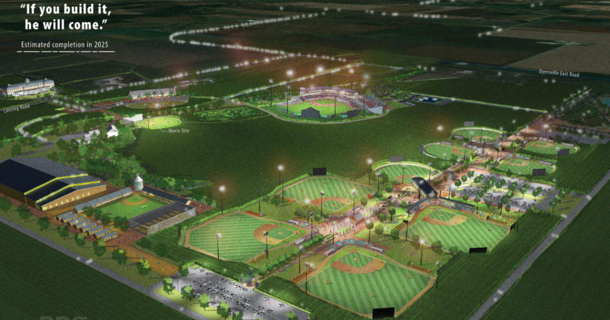 Photos: A look inside 2021 MLB Field of Dreams Game