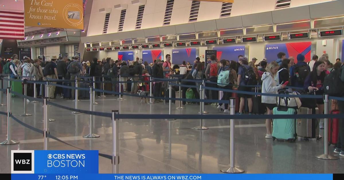 Long lines at Logan Airport as travelers head out on spring break CBS