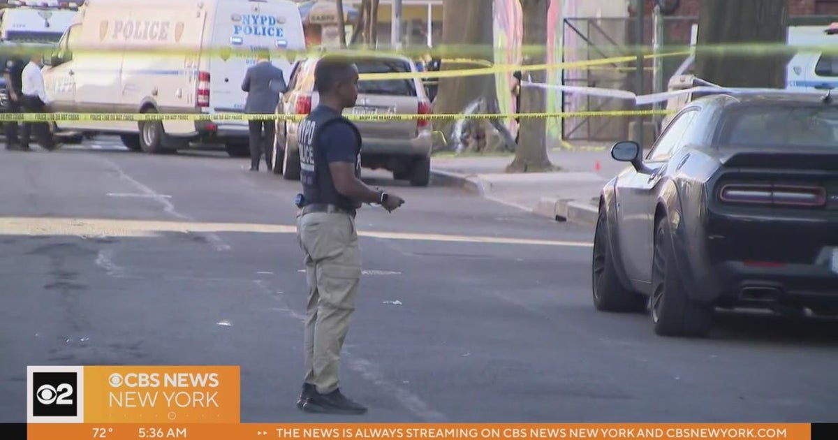 NYPD officers involved in three separate shootings Thursday - CBS New York