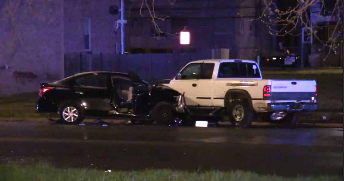 Bronzeville shooting 1 dead, 1 wounded in carjacking attempt CBS Chicago