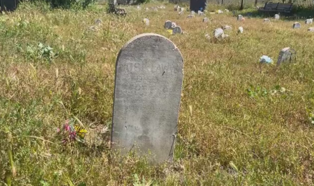 tombstone.png