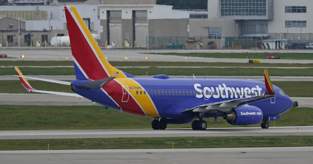 Southwest Airlines temporarily grounds all flights over technology problem