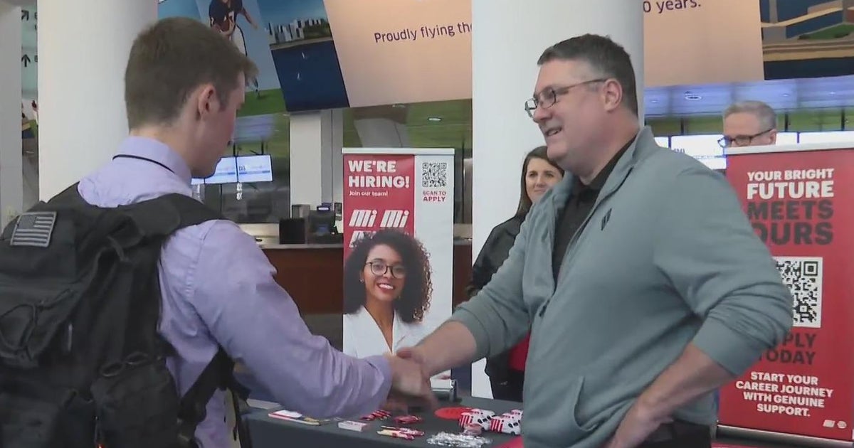 Job fair Soldier Field military vets families CBS Chicago