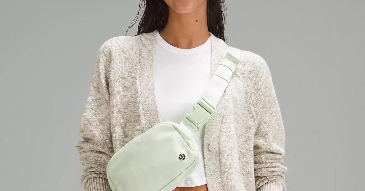 The viral Lululemon Everywhere Belt Bag is back in stock. Is it worth the  hype? - CBS News