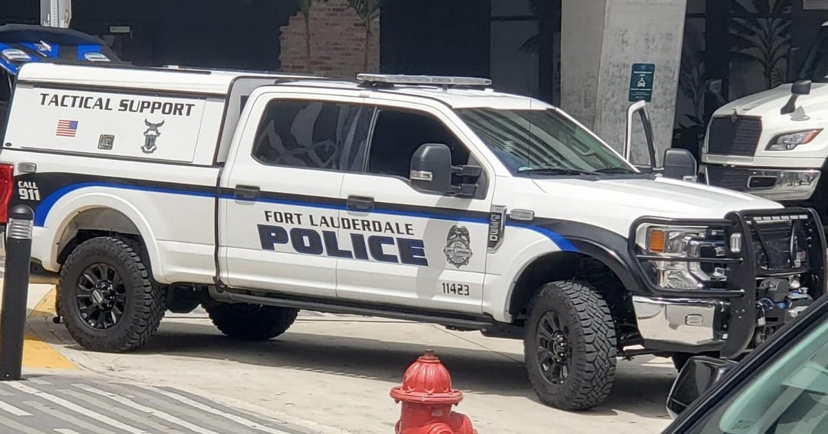 Traffic stop leads to shots fired at Fort Lauderdale police officers Traffic stop leads to shots fired at Fort Lauderdale police officers
