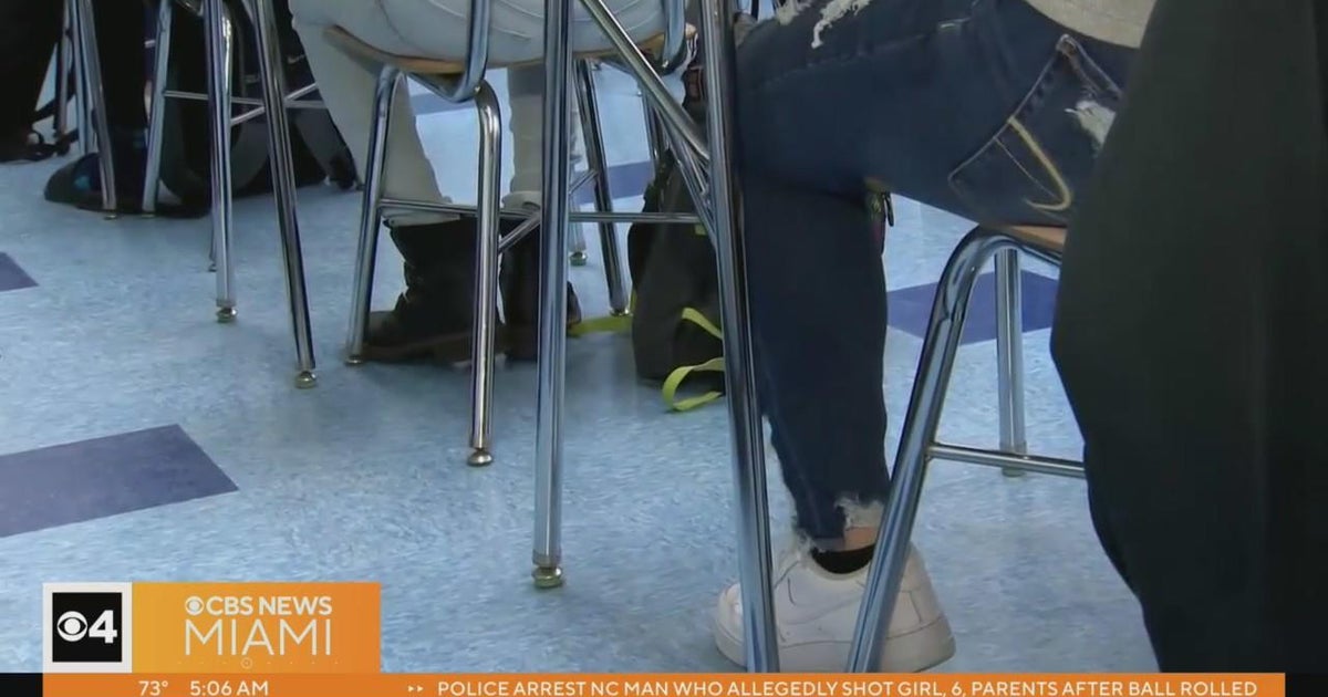 Florida significant school and higher education students system wander out to protest Gov. DeSantis insurance policies