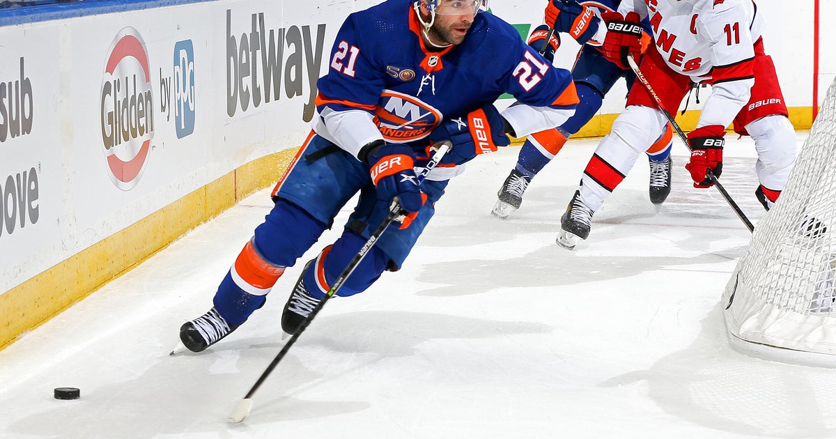 Isles score 4 fastest goals in playoff history, top Canes CBS New York