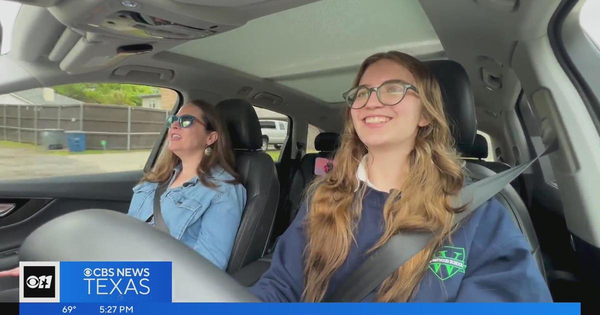 No car, no problem. Teens learning to drive with a video game.