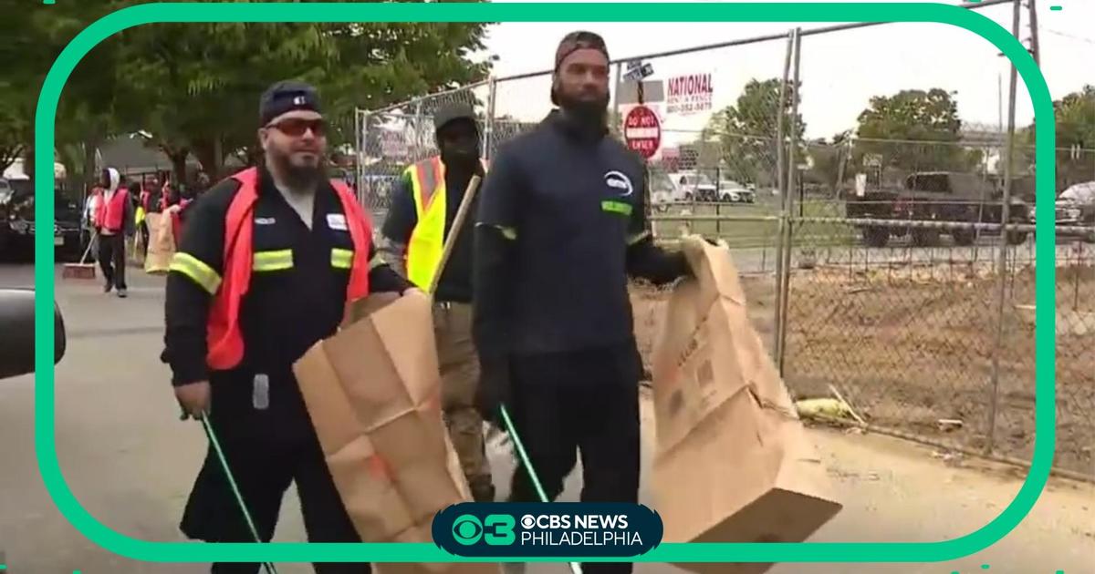 Philadelphia Eagle Haason Reddick Gives Back to Hometown Camden